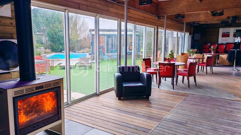 Bureau - 820 m² - 12 pièces