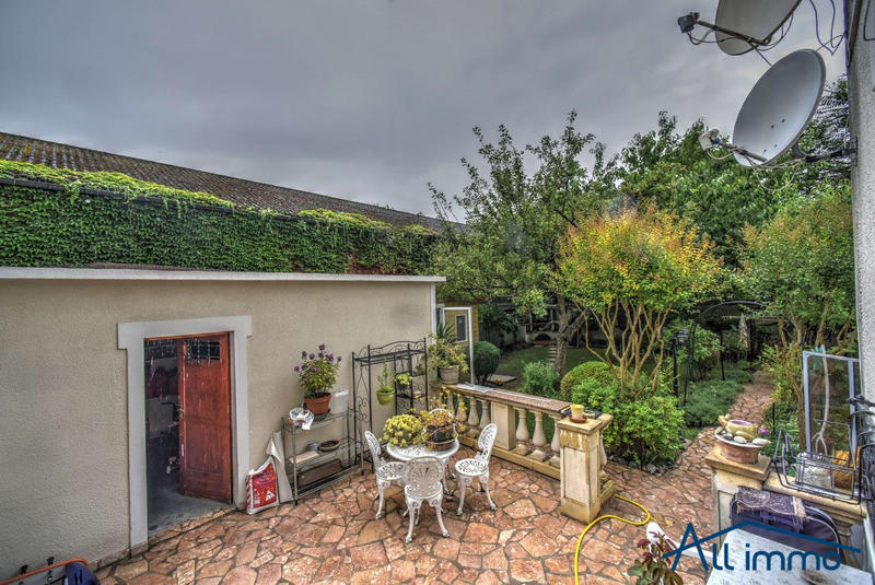 Appartement - 105 m² - 4 pièces