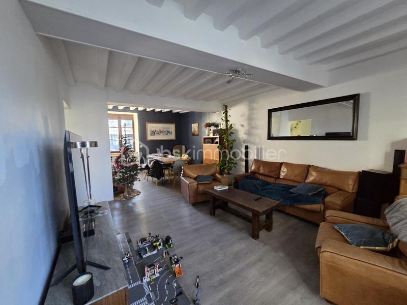 Maison - 98 m² - 5 pièces