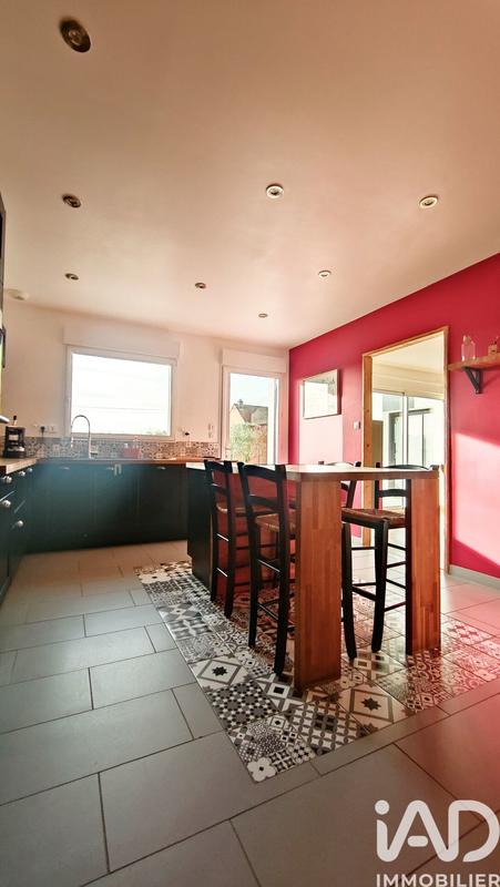 Maison - 180 m² - 6 pièces