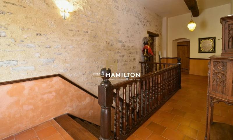 Demeure - 430 m² - 10 pièces