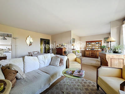 Appartement - 95 m² - 5 pièces