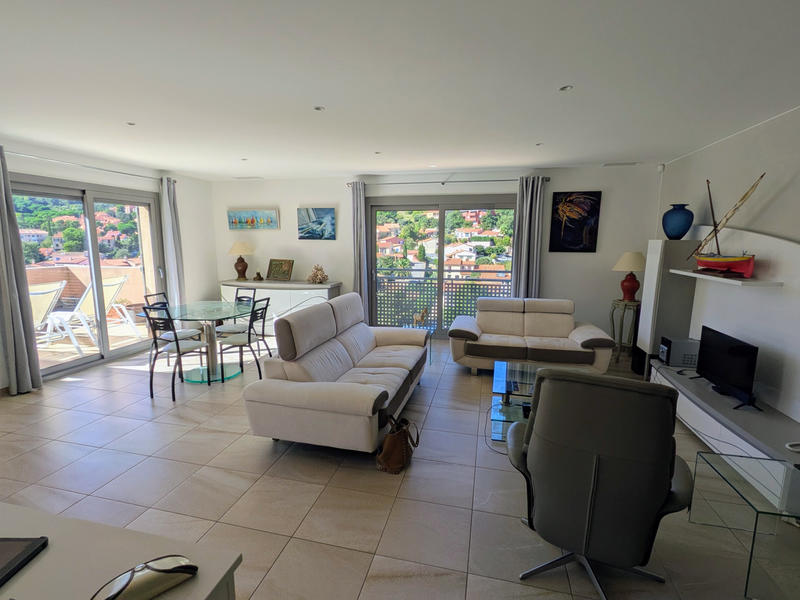 Appartement - 111 m² - 3 pièces