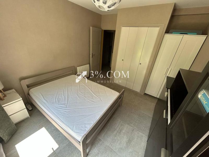 Maison - 205 m² - 8 pièces