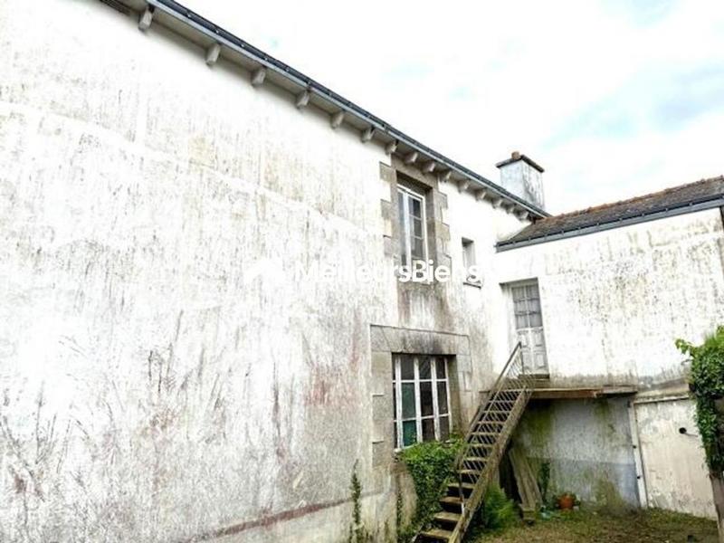 Maison - 140 m² - 9 pièces