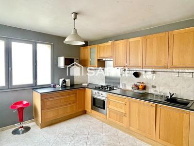 Appartement - 96 m² - 4 pièces