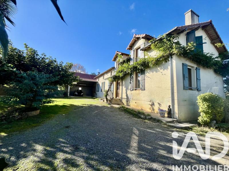 Maison de campagne - 208 m² - 8 pièces