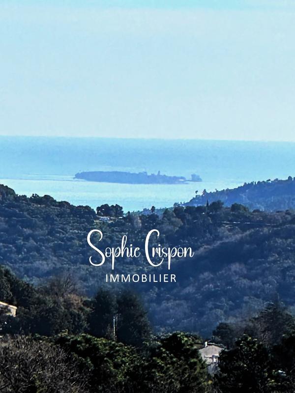 Immeuble mixte - 300 m² - 7 pièces