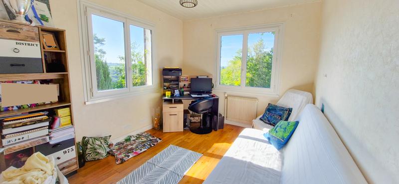 Maison - 166 m² - 8 pièces