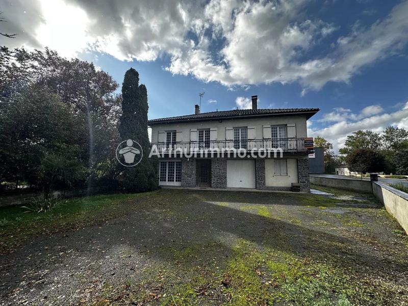 Maison - 180 m² - 7 pièces