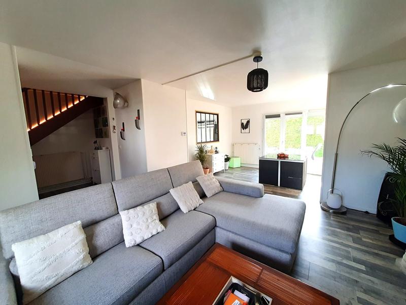 Maison - 96 m² - 4 pièces