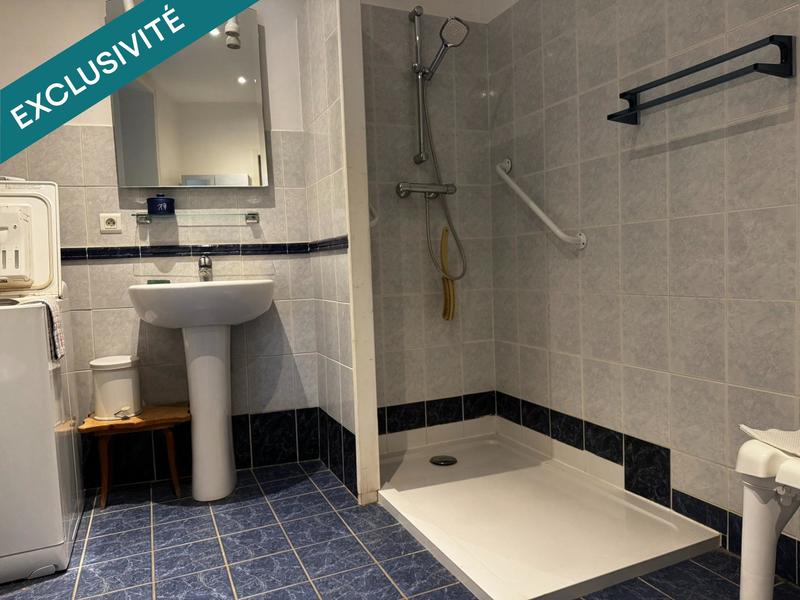 Maison - 200 m² - 12 pièces