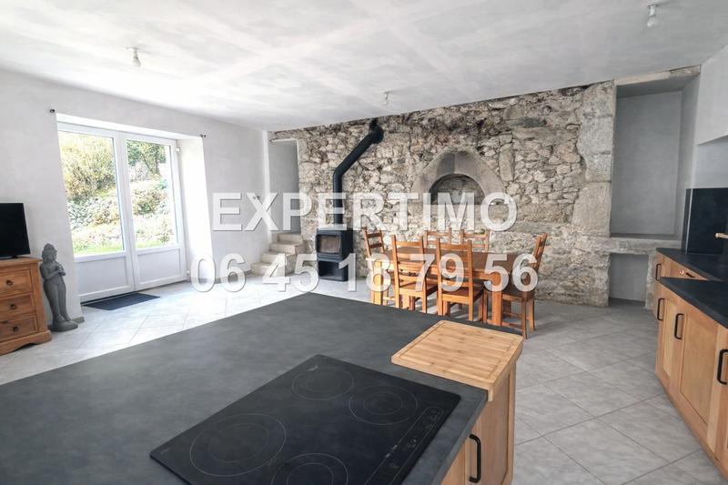 Maison - 136 m² - 6 pièces