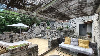 Maison - 160 m² - 8 pièces