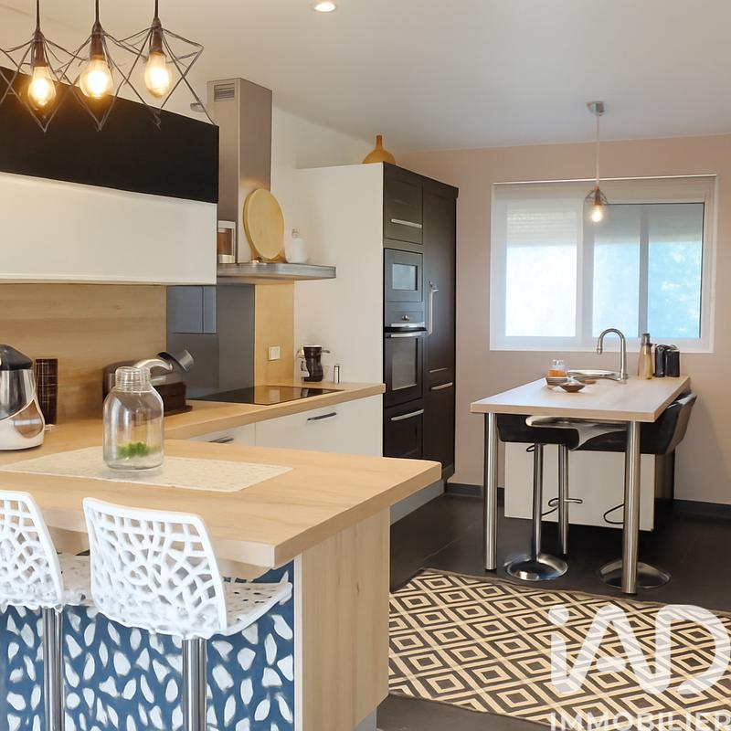 Maison - 174 m² - 7 pièces