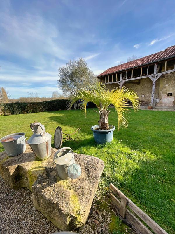 Maison - 260 m² - 9 pièces