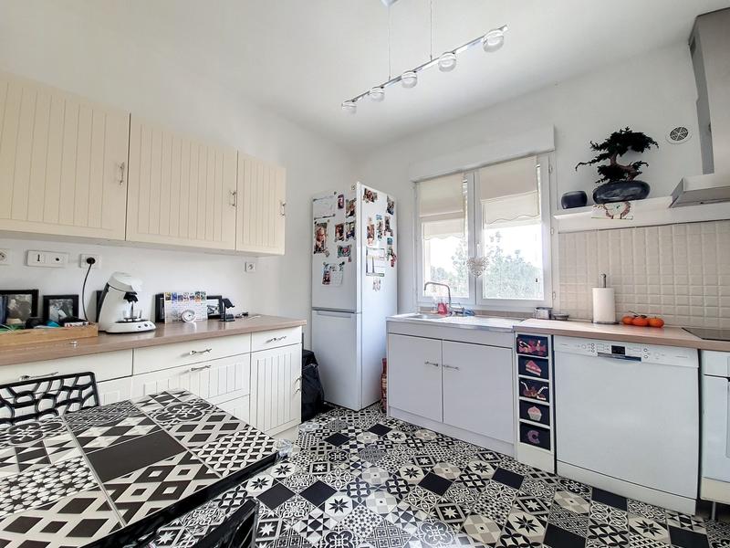 Appartement - 81 m² - 3 pièces