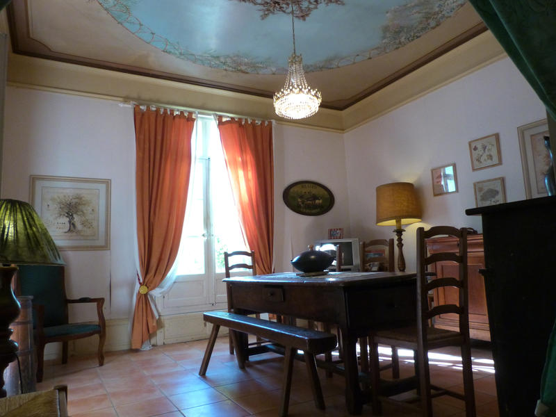 Maison - 275 m² - 10 pièces