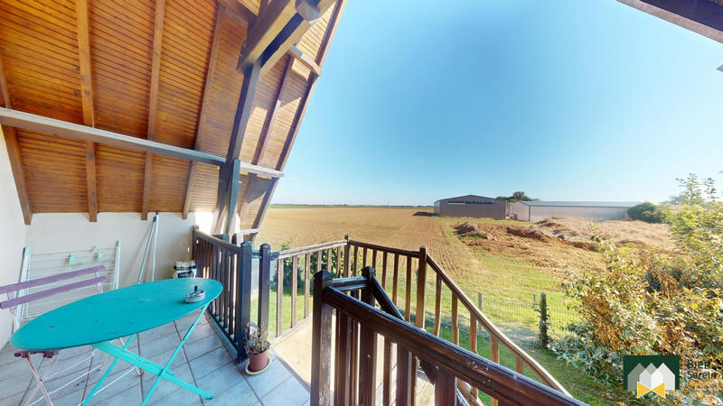 Maison - 256 m² - 10 pièces