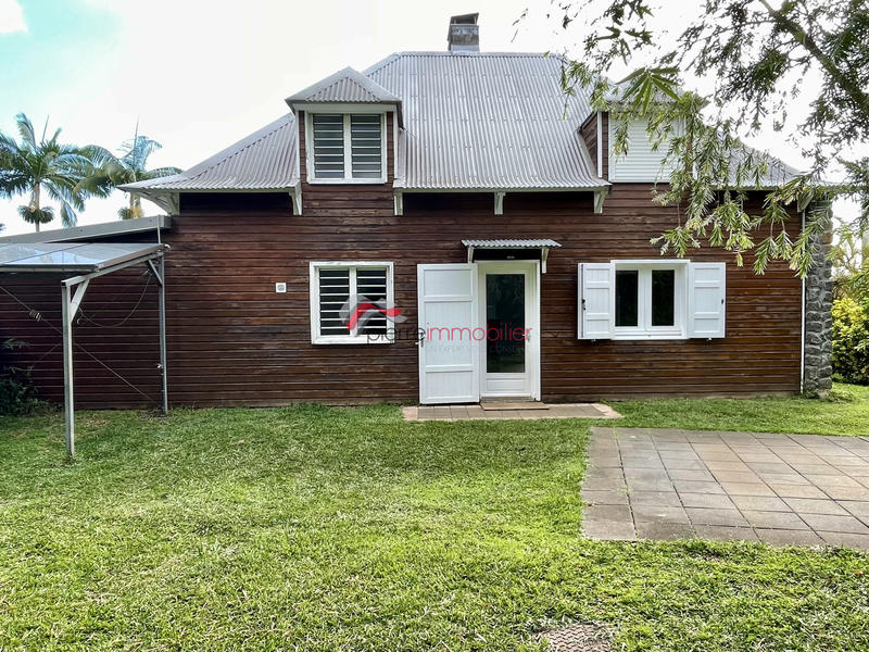 Maison - 107 m² - 5 pièces