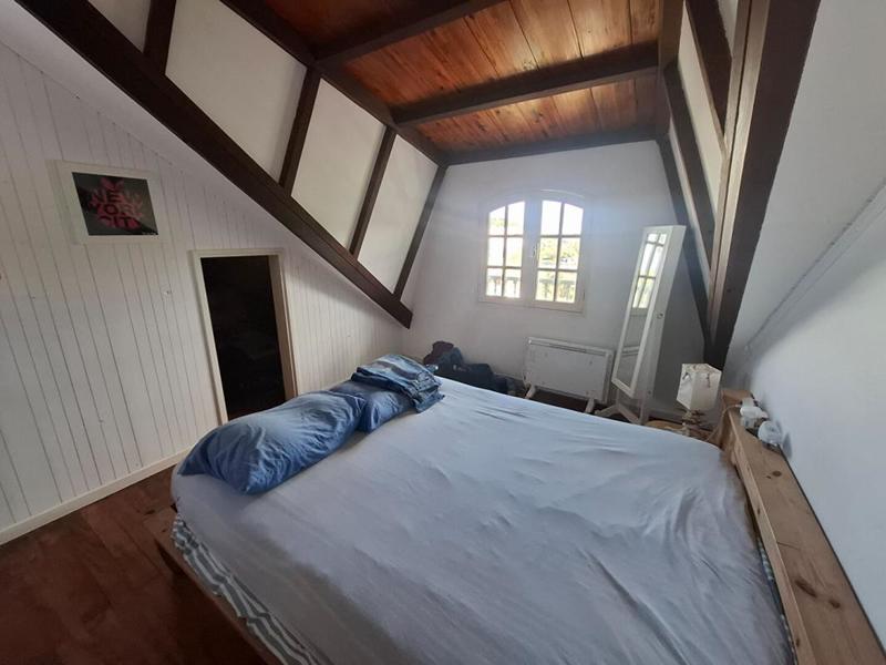 Villa - 211 m² - 9 pièces