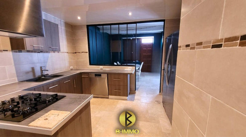 Maison - 112 m² - 5 pièces