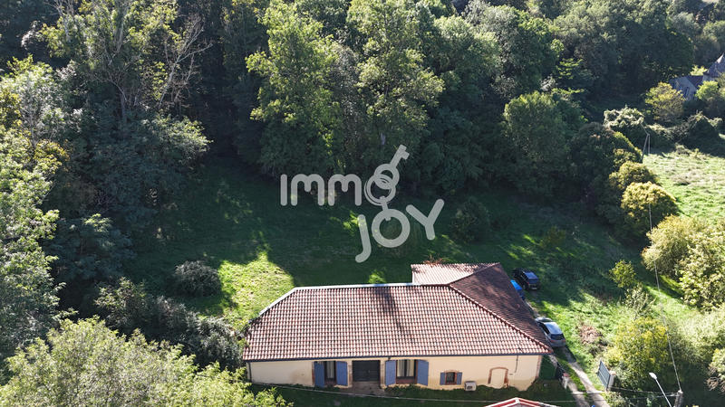 Maison - 135 m² - 5 pièces