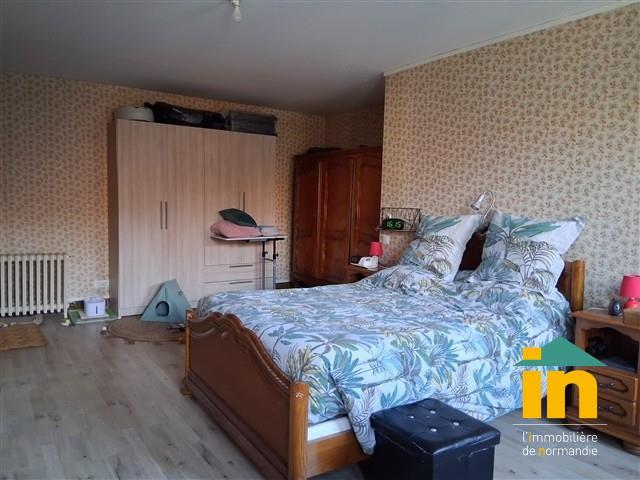 Maison de ville - 137 m² - 7 pièces