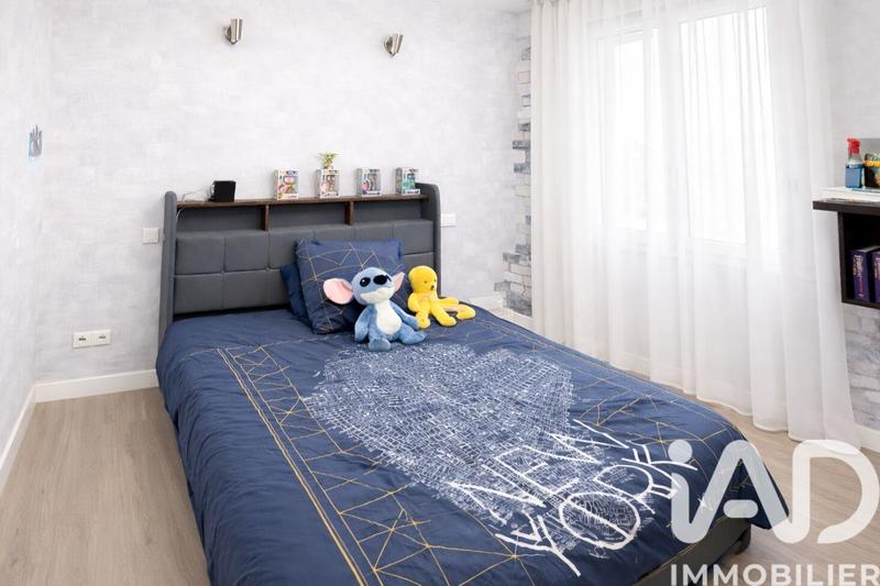 Maison - 97 m² - 5 pièces