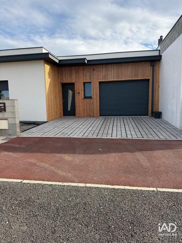 Maison - 105 m² - 4 pièces