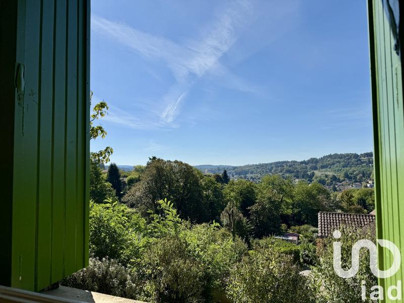 Maison - 160 m² - 9 pièces