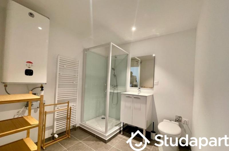 Chambre - 9 m² - 1 pièce