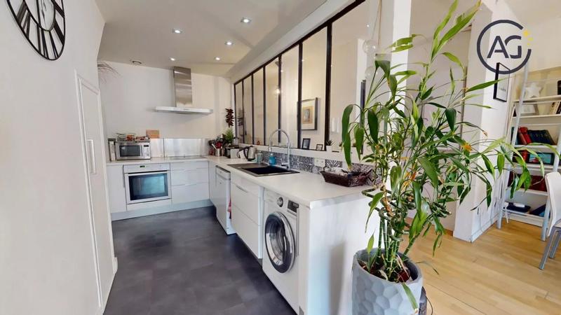 Appartement - 137 m² - 5 pièces