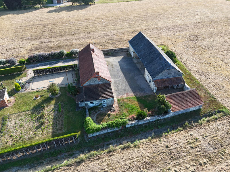 Maison - 185 m² - 6 pièces