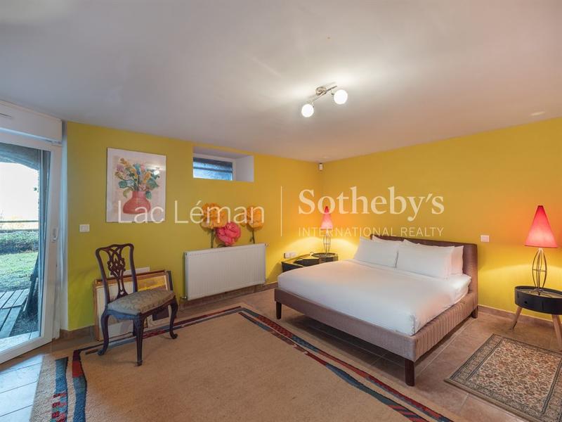 Maison - 306 m² - 7 pièces