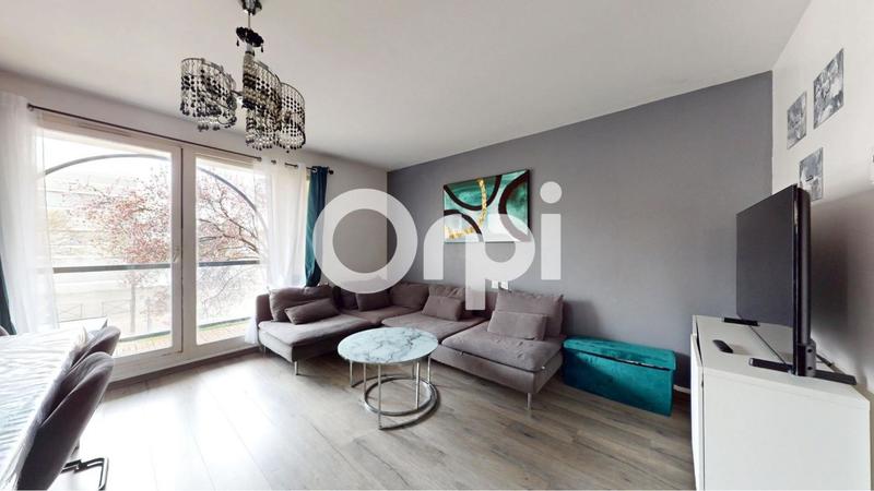 Appartement - 80 m² - 4 pièces