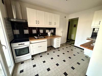 Appartement - 83 m² - 3 pièces