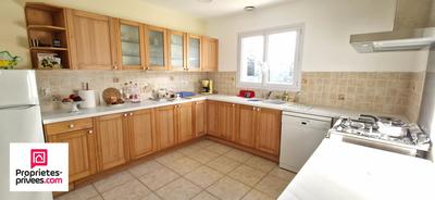 Maison - 160 m² - 8 pièces