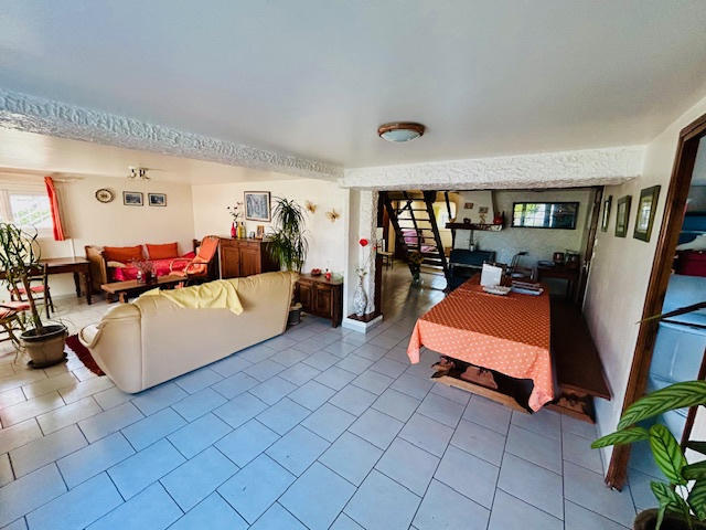 Maison - 148 m² - 3 pièces