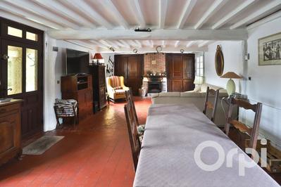 Corps de ferme - 189 m² - 9 pièces