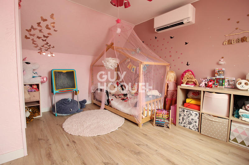 Maison - 106 m² - 6 pièces