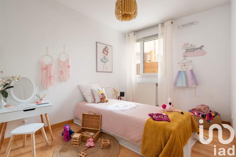 Appartement - 80 m² - 4 pièces