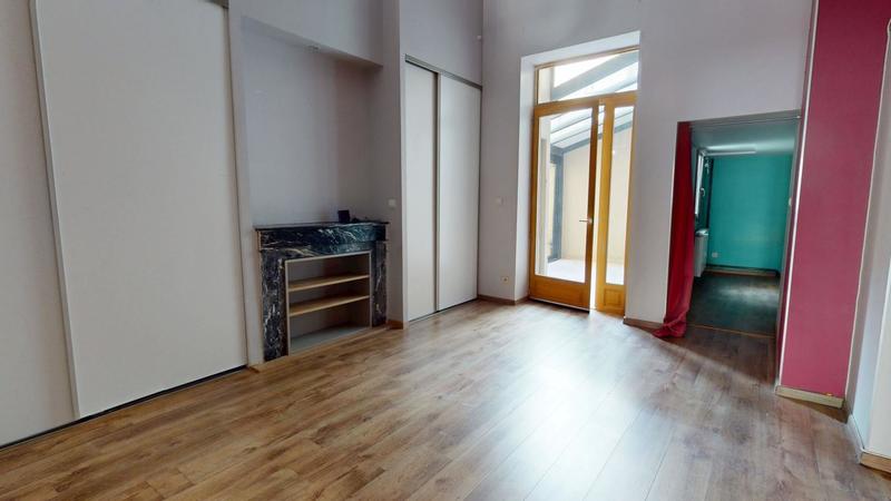 Appartement - 95 m² - 3 pièces
