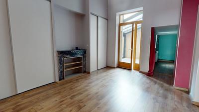Appartement - 95 m² - 3 pièces
