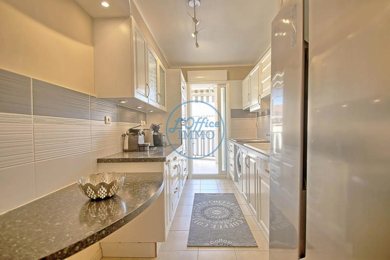 Appartement - 85 m² - 4 pièces