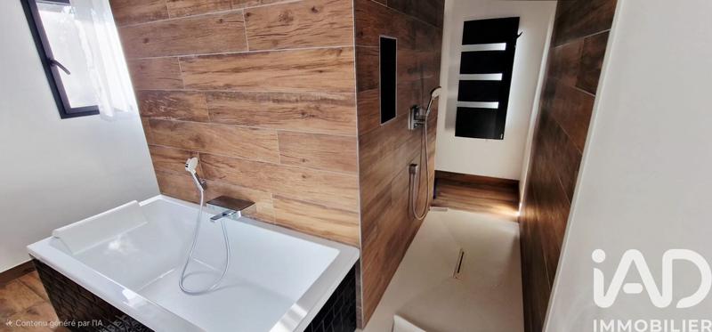 Maison - 285 m² - 5 pièces