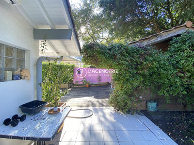 Maison traditionnelle - 139 m² - 7 pièces