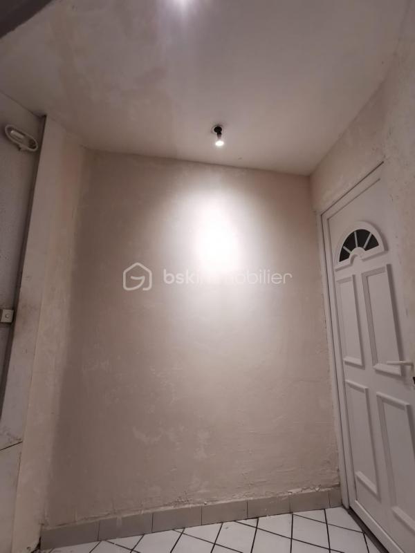 Immeuble - 187 m² - 8 pièces