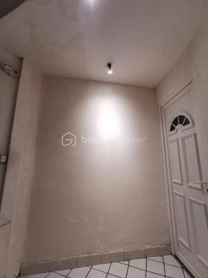 Immeuble - 187 m² - 8 pièces