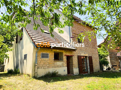 Maison - 190 m² - 8 pièces